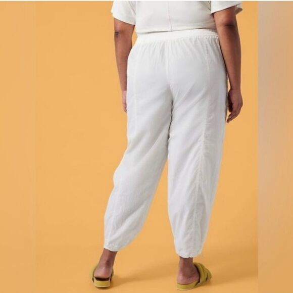 NWT Athleta X Alicia Keys Utility Pant WITH FREE GIFT - Picture 7 of 15